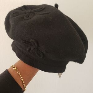 Toddler 100% Wool Hat Elegant Black Beret With Pretty Star Embroidery